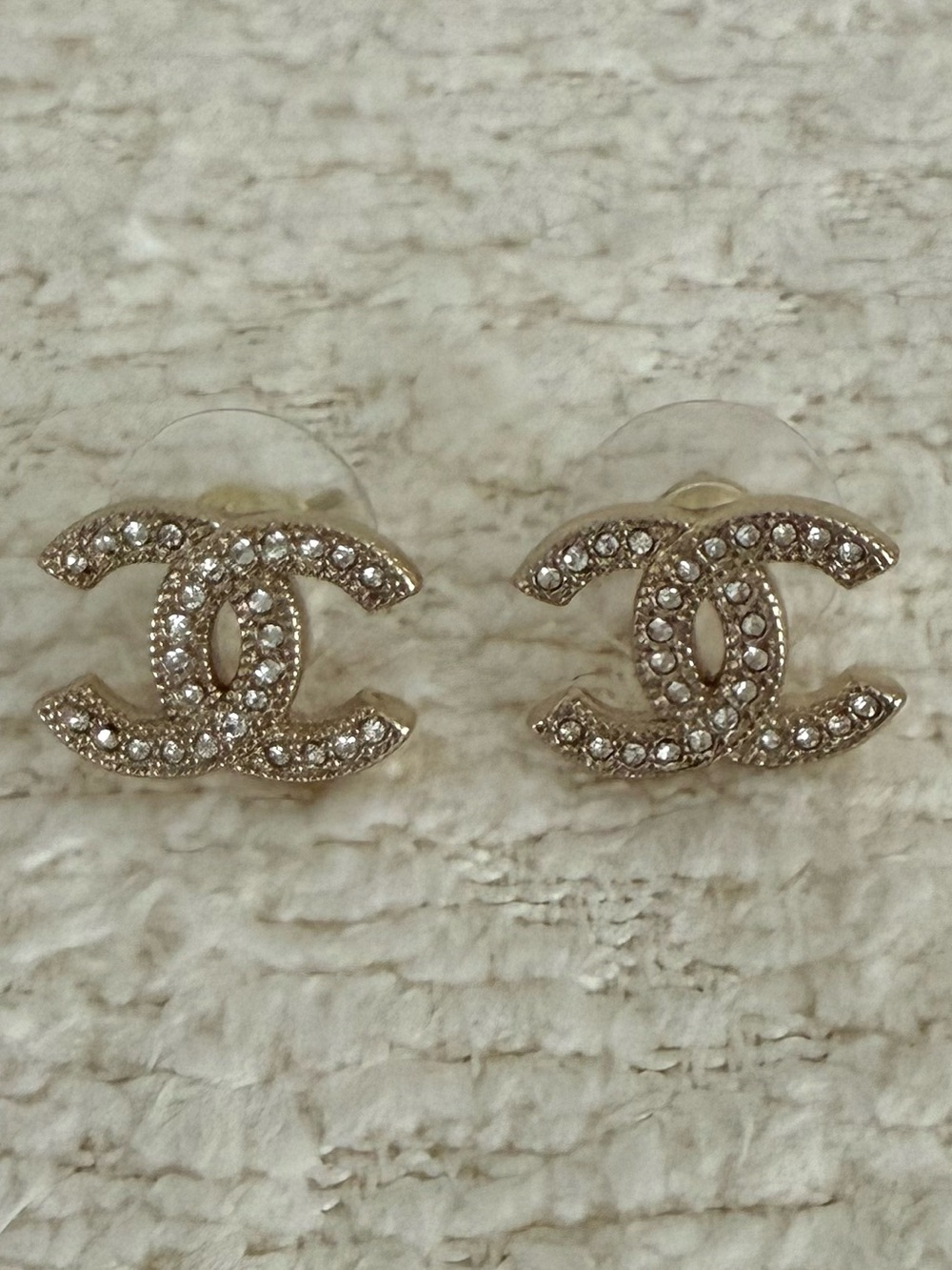 Chanel gold small earrings